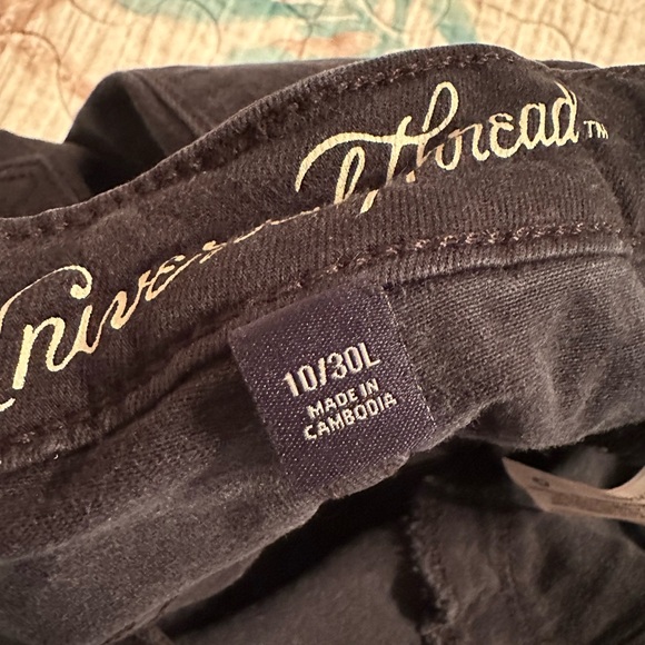 Universal Thread - Picture 4 of 9